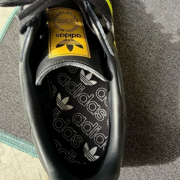 adidas Originals Samba OG - 10 - Picture 4 of 16